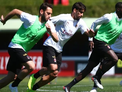 Vì Champions League, sao AC Milan muốn toàn đội phải học tập Liverpool