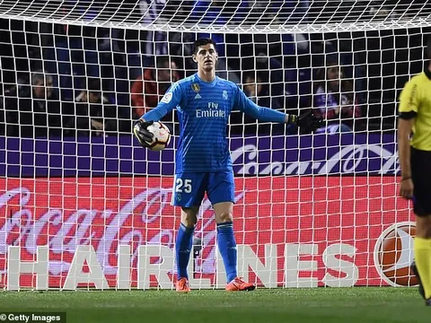 Vì con trai, Zidane sẽ bán rẻ Courtois?