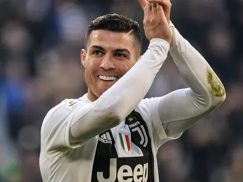Vì Ronaldo, sao bự Man Utd ra quyết định then chốt với tương lai
