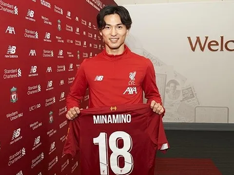 Vì sao Minamino không nên ra mắt Liverpool lúc này?