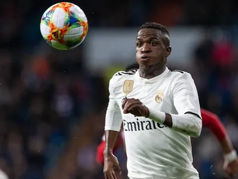 Sao trẻ Real thách thức Messi trước thềm siêu kinh điển