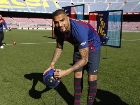 Với Boateng, Messi không phải là số một