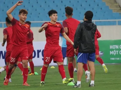 U23 Việt Nam đón tin vui từ Đình Trọng, thầy Park an tâm về hàng thủ