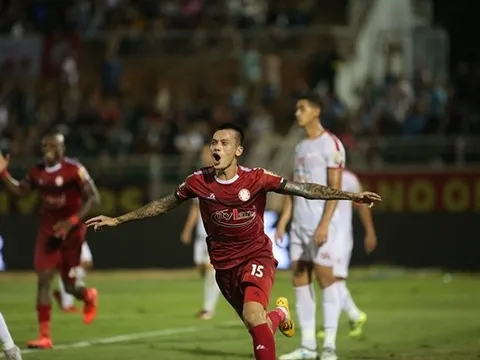 Vũ khí nguy hiểm của TP.HCM: Những phút bù giờ lợi hại, hậu vệ ghi bàn