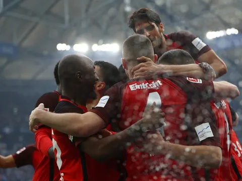 Vượt qua các đại gia, đây là 2 CLB vẫn đang bất bại năm 2019