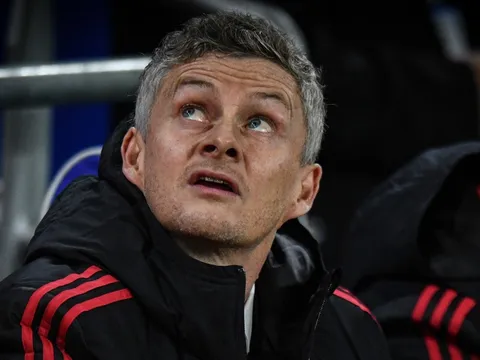 "Vuốt râu hùm" Man Utd, Spurs hớt tay trên mục tiêu 22 triệu bảng