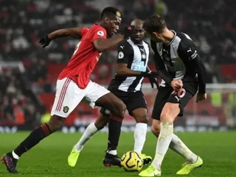 Sự thật về bức ảnh Pogba nhảy nhót vui vẻ dù chấn thương