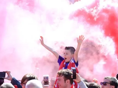 Tâm trạng trái chiều của Liverpool và Man City trước giờ G