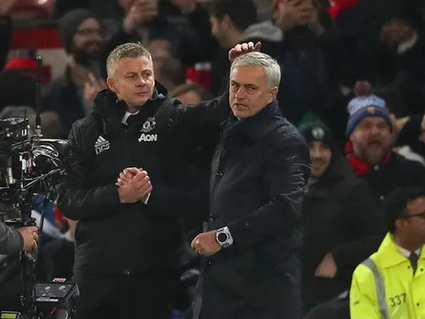 Wayne Rooney và những lần Man United gặp lại người cũ đầy cảm xúc