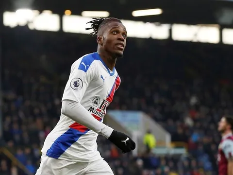 Vì một lý do, Chelsea bất ngờ "làm trùm" trong thương vụ Zaha