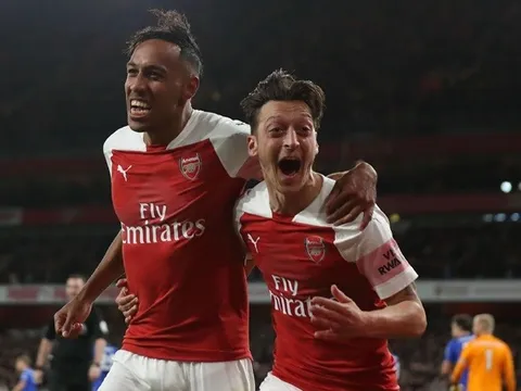 XONG! Arsenal chốt chính sách mới, tương lai 2 'sao bự' sắp sáng tỏ