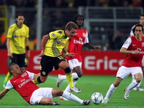 XONG! 'Cậu bé vàng' nước Đức phá vỡ im lặng về việc đến Arsenal