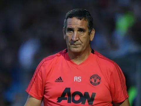 XONG! Đại cải tổ, Man United xuống tay 'trảm' nạn nhân đầu tiên