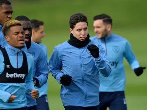 XONG! Đối thủ "nát tươm" lực lượng, Man Utd mừng thầm