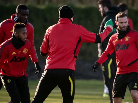XONG! Man Utd đón "tân binh" cực chất tới Carrington