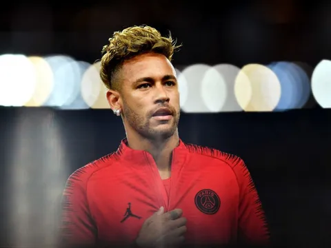 XONG! Neymar gặp họa lớn vì Man Utd