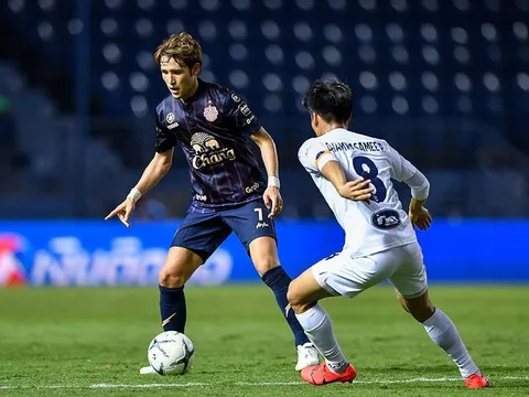 Xuân Trường dự bị, Buriram hú vía lên ngôi đầu