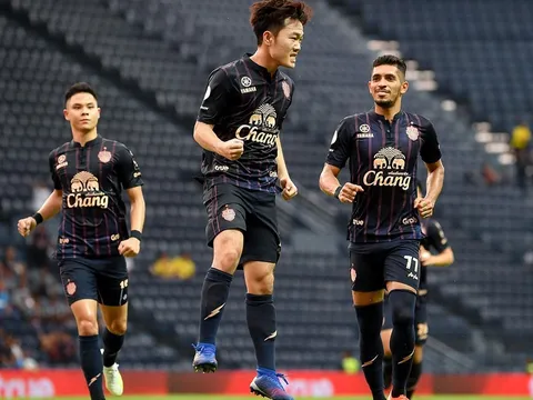 Xuân Trường nhận "quà đặc biệt" từ Thai-League