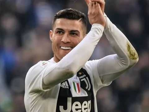 10 siêu sao vĩ đại nhất làng túc cầu thập niên qua: Premier League thảm hại, số 1 xứng đáng?