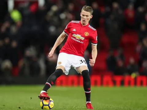 Fan Man Utd đồng lòng chỉ ra thủ quân mới sau trận thua Barca