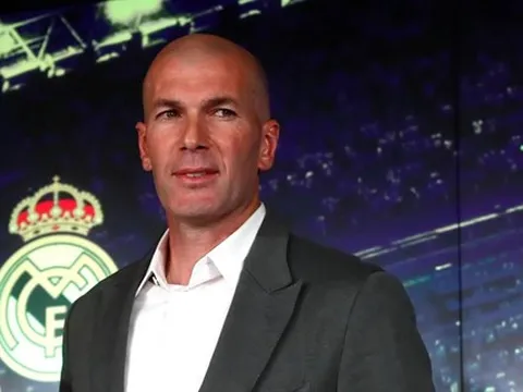 Zidane - có ai tắm hai lần trên một dòng sông?