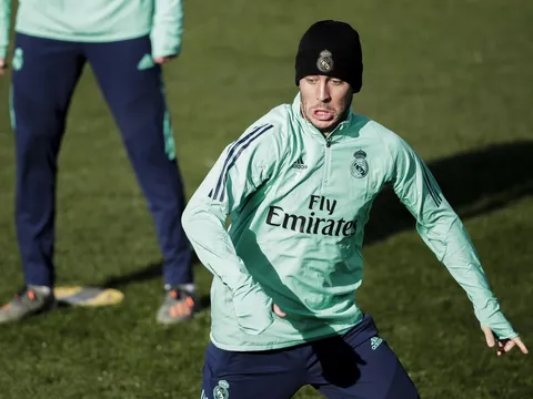 Zidane lên tiếng, rõ khả năng Hazard xỏ giày đấu Atletico!