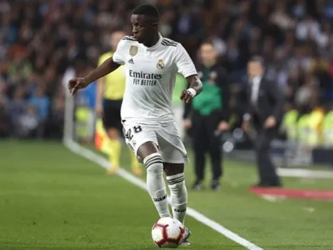 Zidane ra quyết định với Vinicius