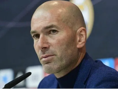 Zidane thanh trừng đội hình quy mô lớn, đẩy đi tận 13 cái tên