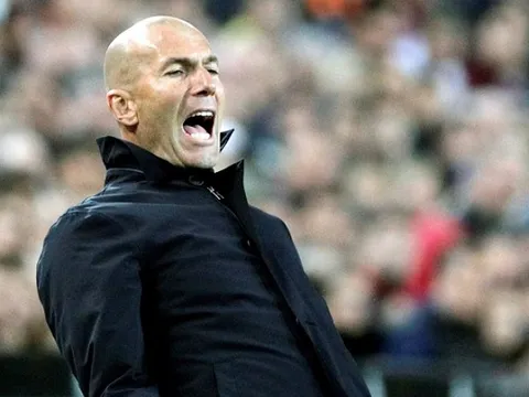 Zidane tiết lộ "điểm yếu" khiến Real thất bại thảm hại ở mùa này