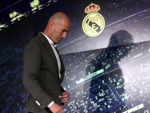 Zinedine Zidane: Yêu lại một người chưa bao giờ là dễ dàng
