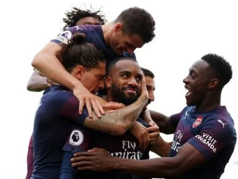 Deschamps giải thích lý do loại Lacazette khỏi tuyển Pháp