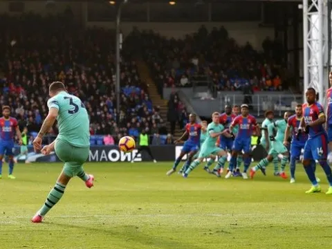 Xhaka tiết lộ điều Emery nói với anh trước khi ghi bàn vào lưới Palace