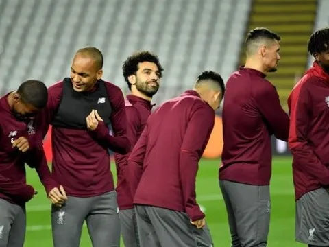 Mohamed Salah có biểu hiện 'lạ' trên đất Serbia