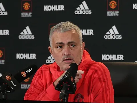 Mourinho làm gắt, từ chối hé lộ thông tin lực lượng Man Utd