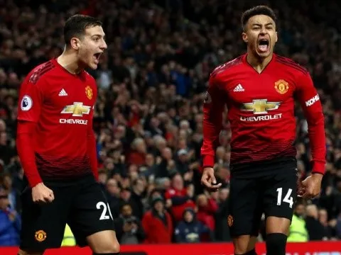 Mourinho: "Anh ấy có thể trở thành Gary Neville mới"