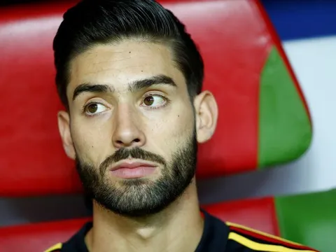 Man Utd lặn lội sang Trung Quốc chiêu mộ 'hàng xịn'