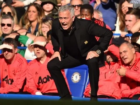 Mourinho chọn Chelsea là một trong ba ứng cử viên vô địch, loại M.U