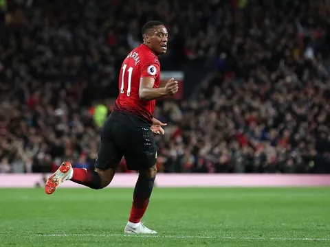 Man Utd nhận tin sốc từ Anthony Martial