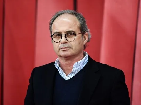 Man Utd tìm được giám đốc thể thao lý tưởng, không phải Van de Sar