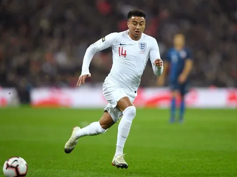 Fan Quỷ đỏ phát cuồng với siêu phẩm cứa lòng của Lingard