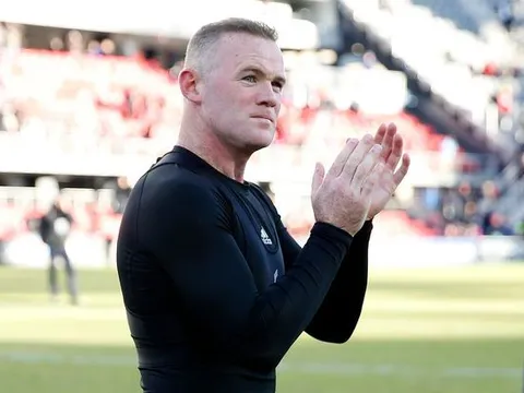 Tiết lộ lí do thực sự khiến Rooney không muốn quay lại châu Âu chơi bóng