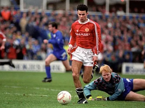 Giggs: "Man Utd vuột mất 2 cầu thủ chạy cánh giỏi hơn tôi"