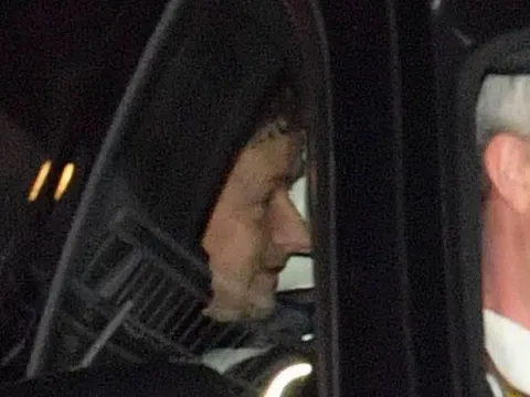 Solskjaer đã có mặt tại nơi ở cũ của Mourinho, sẵn sàng chinh phục thử thách mới