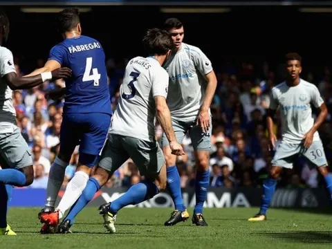 01h45 ngày 26/10, Chelsea vs Everton: Ra ngõ gặp khắc tinh!