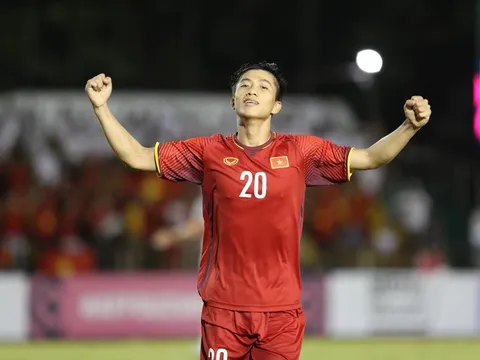 Phan Văn Đức lên tiếng việc được J-League chào mời