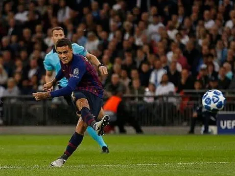 Messi lên đồng, Rakitic quyết không chịu kém với siêu phẩm để đời trước Tottenham