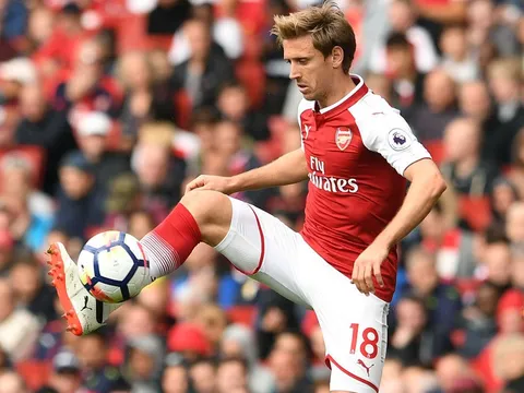 Tự bắn vào chân, AS Roma dâng tặng 3 điểm cho Real Madrid