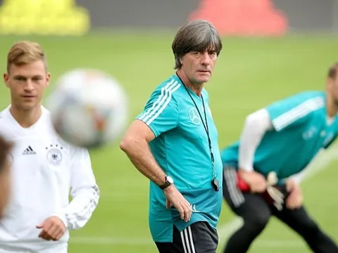 Ferdinand: "Man Utd giành chiến thắng trong nỗi thống khổ"