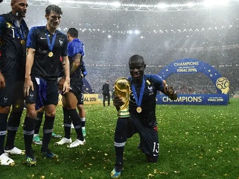 Giroud tiết lộ sự thật 'dễ thương' về Kante