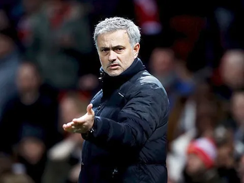 Jose Mourinho gửi lời cảnh báo đến các học trò sau trận thắng Young Boys